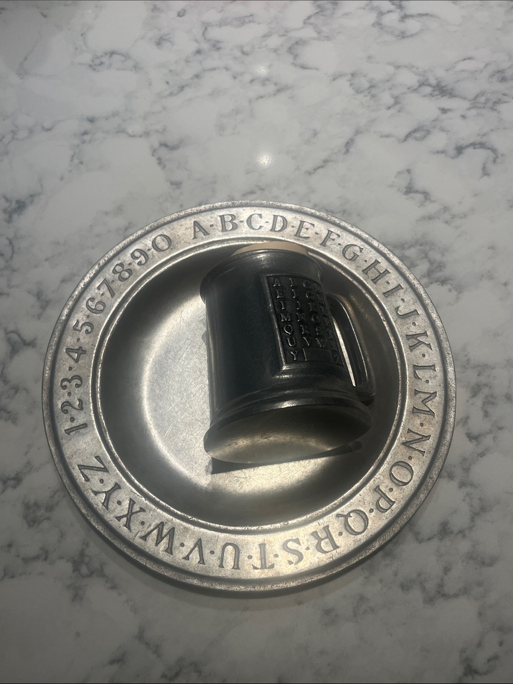 Set Wilton Pewter Alphabet Plate with Pewter Mug - vintage 1975